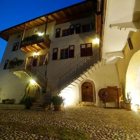 Agritur Maso San Bartolomeo Villa Romeno ภายนอก รูปภาพ