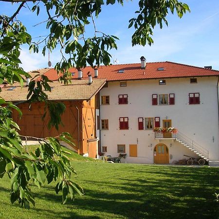 Agritur Maso San Bartolomeo Villa Romeno ภายนอก รูปภาพ